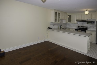 304 1023 WOLFE AVENUE